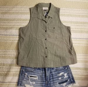 Cotton button front collar sleeveless top